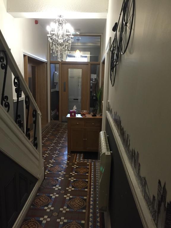 סלבי Hazeldene Guest House מראה חיצוני תמונה